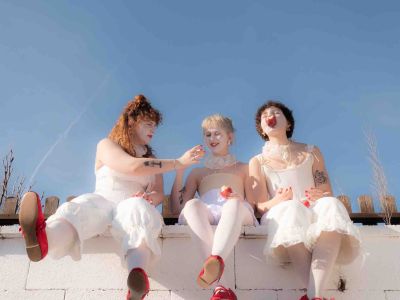 Bandphoto Topsy Turvy